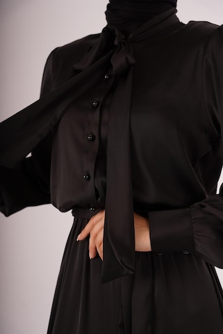 Saten Siyah Elbise Siyah