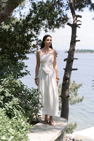 Mai Collection Mai Studios Co. Kita Üçgen Detay Çizgili Ekru Keten Crop Ekru