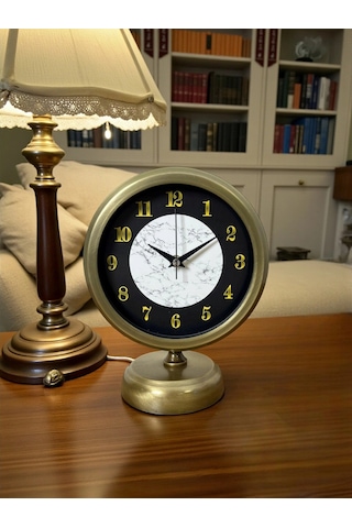 Antique Aura 25 X 20 Cm Eskitme Metal Masa Saati Çok Renkli
