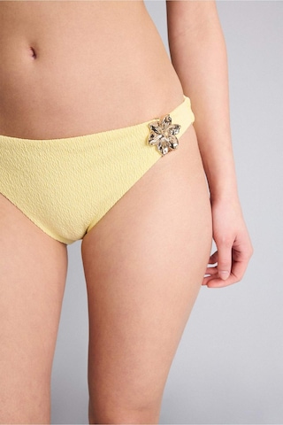 Defacto Regular Fıt Krinkıl Kumaş Bikini Alt G9299ax26smyl118 Sarı-yl118