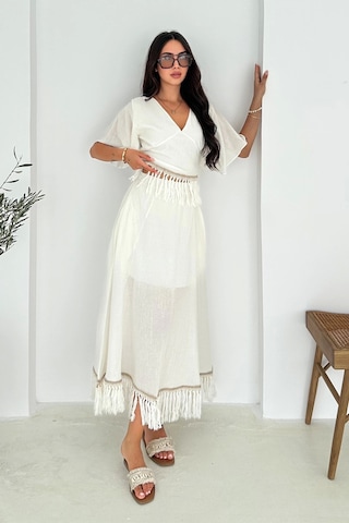 Asprin Fashion Püsküllü Bluz Etek Takım Beyaz Beyaz