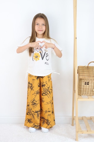 Fesshera Kız Çocuk ''love Life'' Baskılı Tişört & Çizgili Desenli Bol Pantolon Takımı Sarı