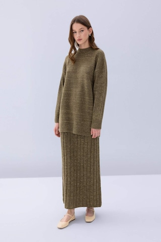 DeFacto Regular Fit Maxi Triko Etek B0089AX24WNKH474 Haki