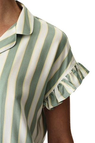 Penti Açık Yeşil Sage Çizgili Gömlek Şortlu Pijama Takımı