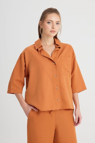 Wrangler Relaxed Fit Geniş Kesim Kısa Kollu Kahverengi Gömlek W241597220 Kahverengi