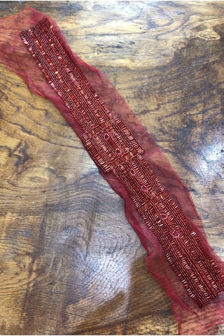 Kırmızı Boncuk İşleme Dikiş Giyim Aksesuarı Aplike 50 Cm