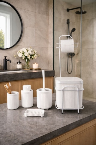 Modern Beyaz Standlı Banyo Aksesuar Seti -click Kapaklı Banyo Kovası, Sabunluk,diş Fırçalık Seti Antrasit