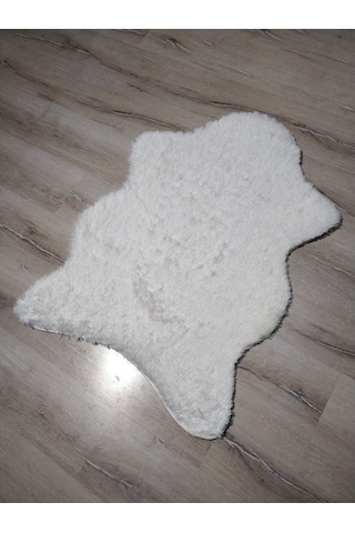 Yamalıhome Tavşan Tüyü Beyaz 70 x 100 Cm Peluş Post Halı