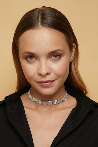 Furtek Aksesuar Kadın 4 Sıra Model Zirkon Taşlı Gümüş Gerdanlık Choker Kolye Altın