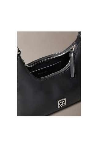 Calvin Klein Emblem Leather Mını Shoulder B-15555 Pembe
