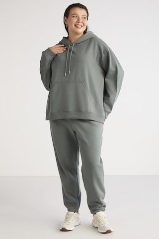 ETHIQUET TEREZABB Kadın Içi Polarlı Yumuşacık Comfort Fit Kapüşonlu Kanguru Cep Yeşil Büyük Beden Sweatshirt