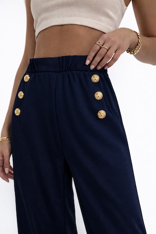 Ribana Classic Kadın Yeni Sezon Düğme Detaylı Krep Kumaş Bol Paça Pantolon 4652 Lacivert