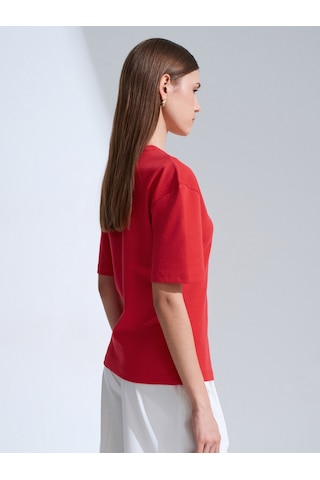 Dilvin 32445 Aksesuar Detaylı Basic T-shirt-kırmızı