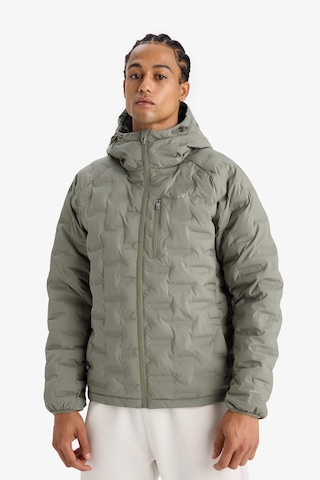 Defacto Defactofit Su İtici Regular Fit Kapüşonlu Fermuarlı Su Geçirmez Kapitoneli Mont C6052ax25aukh109 Haki