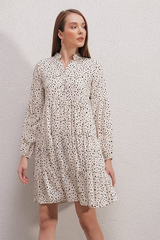 Gabria Kadın Gabria Desen Yarım Düğmeli Kısa Elbise Bej