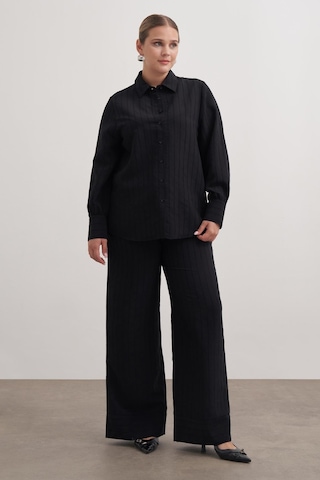 Sırtı Fiyonklu Çizgili Gömlek-6212 Siyah