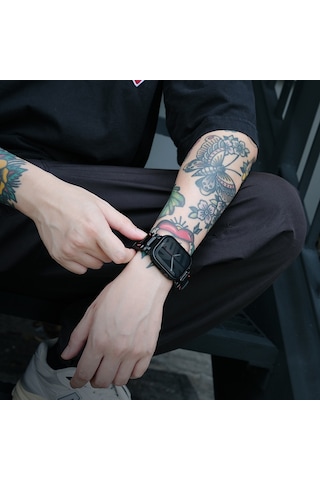 Watch 10 46mm Uyumlu Skinarma Gado Sert Silikon Kasa Ve Ekran Koruyucu Siyah