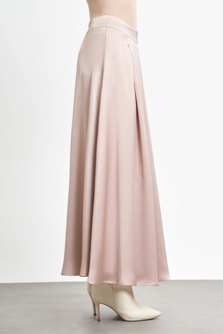 Önü Pileli Saten Bej Etek 001