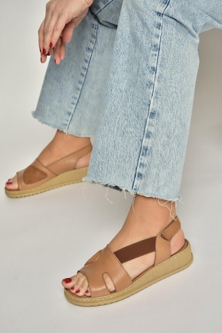 Fox Shoes Y555554003 Taba Hakiki Deri Günlük Kadın Sandalet Taba