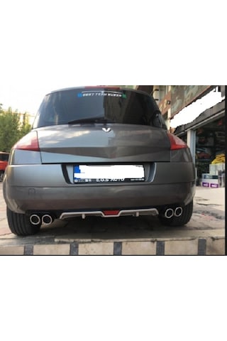 Renault Megane 2 Hb Difüzör Çift Egzoz Görünümlü