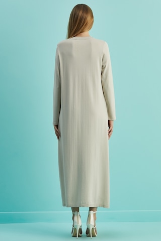 Uzun Kollu Krem Triko Elbise