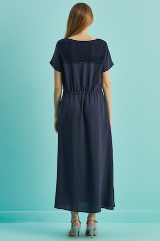 Kısa Kollu Lacivert Elbise