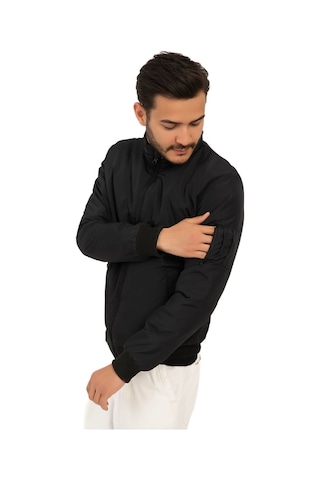 Riverstorm Erkek Siyah İçi Astarlı Dik Yaka Mevsimlik Cepli Su Ve Rüzgar Geçirmez Yağmurluk Siyah