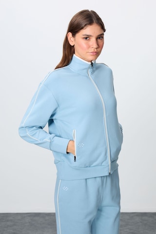 Tommy Life Açık Mavi Kompakt Pamuklu Kalın Pürüzsüz Dokulu Dik Yaka Oversize Fit Kadın Eşofman Takım - 95340 Açık Mavi