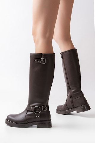 02-312 Kahverengi Toka Aksesuarlı Fermuarlı Günlük Kadın Çizme Resimdeki Renk