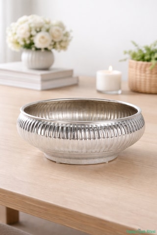 Yapay Çiçek Sitesi Metal Dekoratif Çizgili Ufo Saksı 8 Cm Gümüş