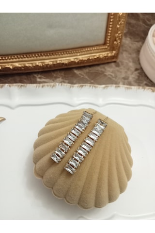 Baget Kesim Zirkon Taşlı Sallantılı Altın Renk Kararmaz Çelik Küpe Altın
