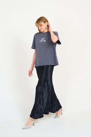 Düz Uzun Saten Etek - Siyah Siyah