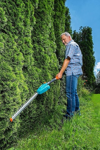Gardena 14732 Akülü Teleskopik Çit Kesme Makinesi