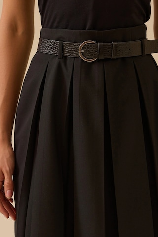 Seçil Kadın Kemerli Pile Detaylı Midi Etek 0003 Siyah Siyah