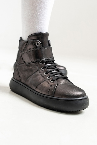 Mnpc Kız Çocuk Siyah Simli Hakiki Deri Suya Dayanıklı Günlük Bot 25k4b11075484 Siyah Simli