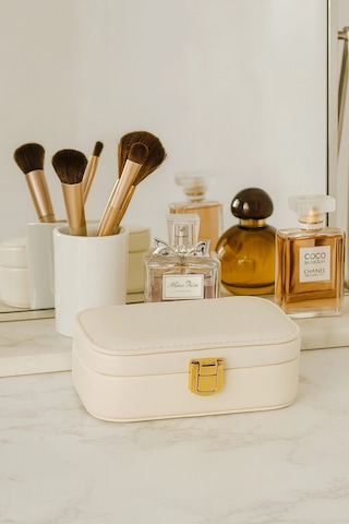 Deri Mini Seyahat Takı Bijuteri Mücevher Kutusu Organizer Düzenleyici 15cm Krem İthal Ürün