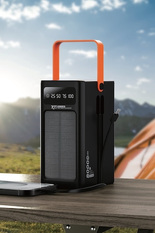 7go Gpw-10 80000mah Güneş Enerjili Powerbank Pd 22.5w Hızlı Şarj Dahili Kablolu, 4 Usb Çıkışlı Taş Siyah