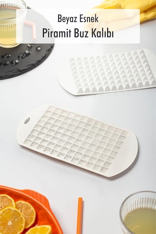 Beyaz Piramit Buz Kalıbı 13 24 2 Cm Beyaz