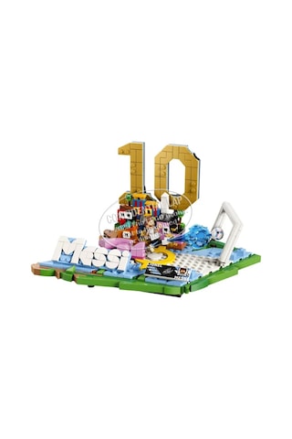 LEGO® Editions Lionel Messi – Unutulmaz Futbol Anları 43011 - 10 Yaş ve Üzeri Çocuklar için Yaratıcı Oyuncak Yapım Seti (500 Parça)
