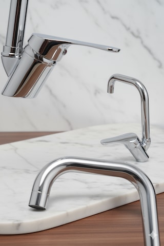 469845 Lavabo Banyo Bataryası Robot Duş Takımı Musluk Armatür Siyah Beyaz Krom Renk Krom