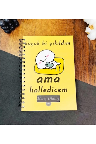 Kişiye Özel Küçük Bi Yıkıldım Ama Halledicem Tasarımlı Konuşan Ajanda renkli