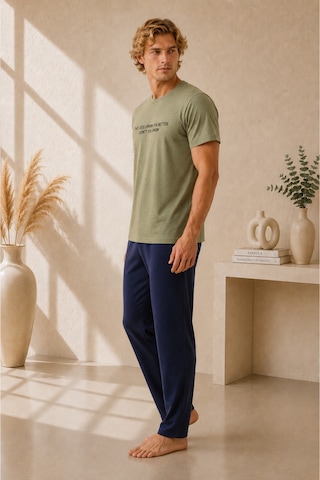 Pijamask Erkek Haki Baskılı Kısa Kollu Tişört Lacivert Uzun Alt Pamuklu Pijama Takımı Alternatif, Daha Fazla Arama Kelimesi İçeren Versiyon: Haki
