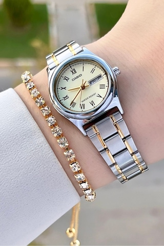 Casio Csıste143 Kadın Kol Saati