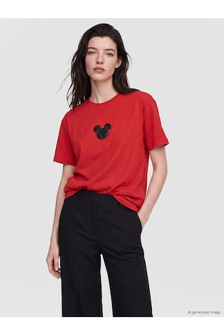 Lcw Comfort Kırmızı Minnie Mouse Nakışlı %100 Pamuklu Kadın Tişört