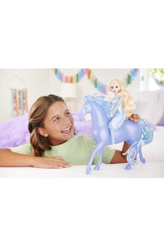 Disney Prenses Karlar Ülkesi Elsa ve Güzel Atı Nokk HLW58