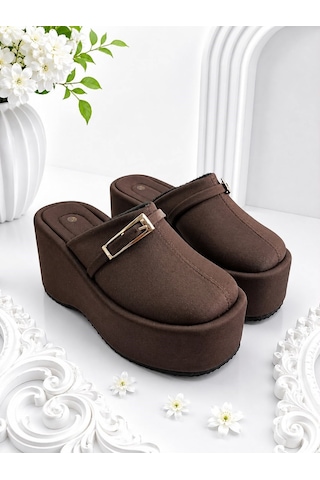 Dabab Shoes Nara Kadın Acı Kahve Sıcak Kürklü Gold Tokalı Kapalı Burun Dolgu Topuklu Platform Terlik Kahverengi