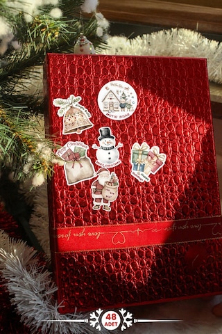 Mutlı Yıllar Sticker 4 Cm 48 Adet - Suya Dayanıklı Yeni Yıl Yılbaşı Sticker , Hediye Paketi Süsü
