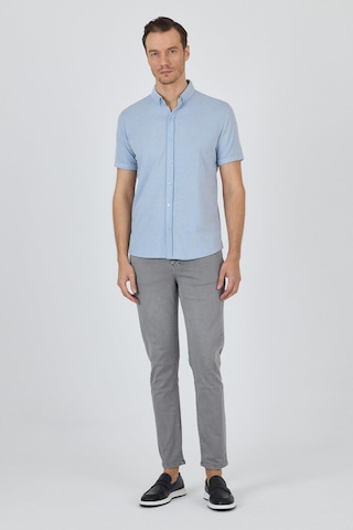 İmza Koyu Mavi Kısa Kol Düz Örme Düğmeli Yaka Cepsiz Pamuklu Classic Slim Fit Gömlek 1004250155 300 Koyu Mavi