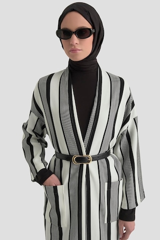 Armine Trend Hırkası Kendinden Desenli Tunikli İkili Takım Siyah 25kt6114