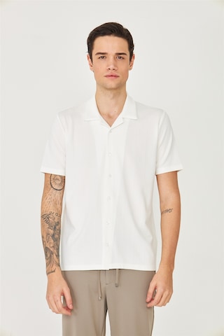 White Stone Beyaz Gömlek T-shirt